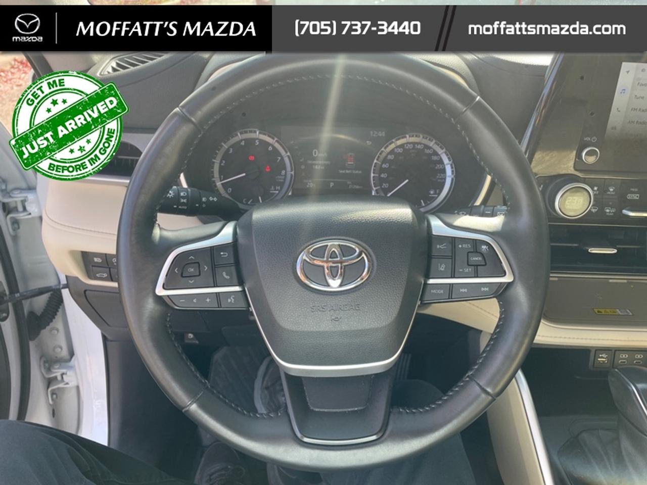 2023 Toyota Highlander XLE Photo