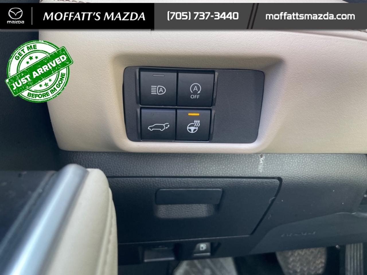 2023 Toyota Highlander XLE Photo