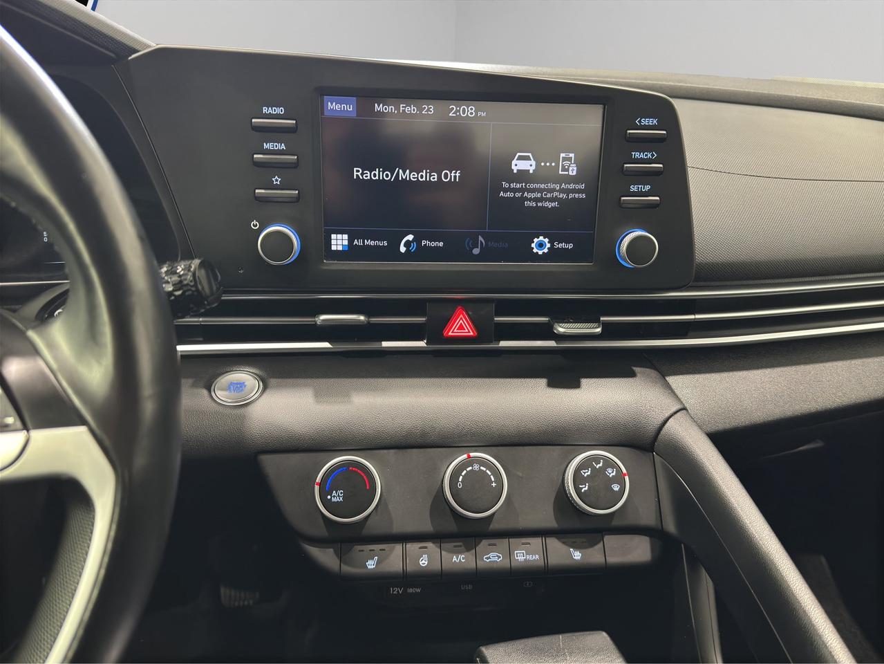 2023 Hyundai Elantra Preferred | Blind-Spot Monitoring | Collision Avoidance | Lane Management Photo