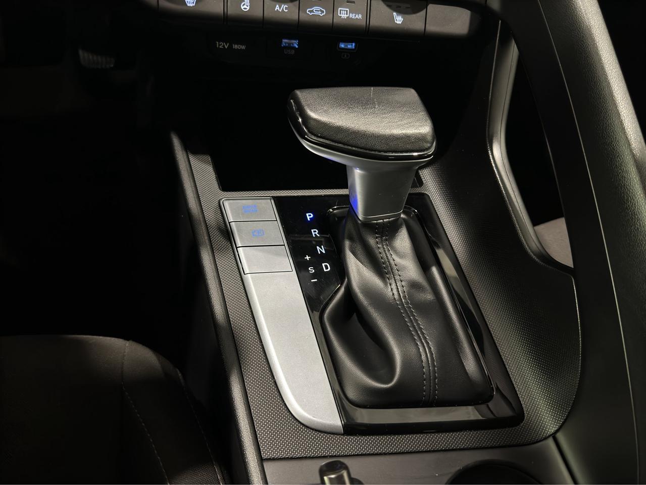 2023 Hyundai Elantra Preferred | Blind-Spot Monitoring | Collision Avoidance | Lane Management Photo