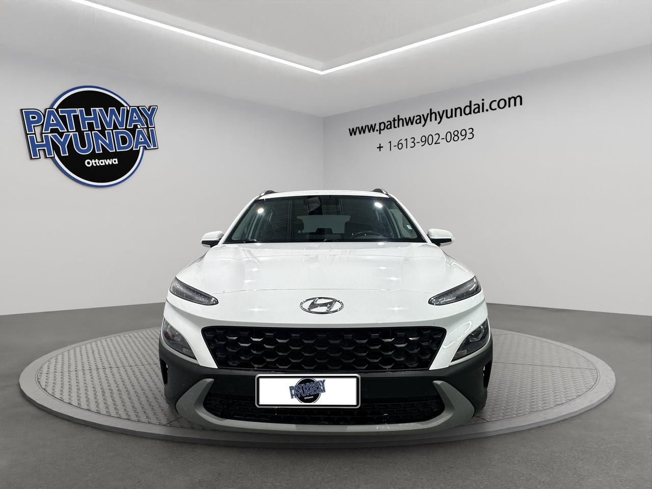 2023 Hyundai KONA Preferred | AWD | Heated Leather-Wrapped Steering Wheel | Keyless Start & Entry Photo
