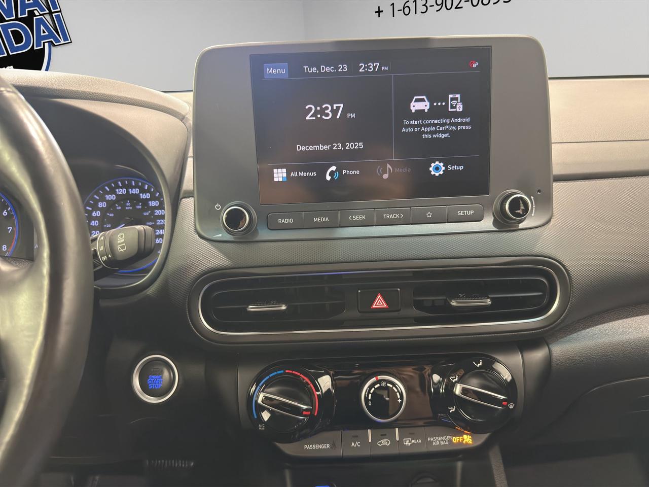 2023 Hyundai KONA Preferred | AWD | Heated Leather-Wrapped Steering Wheel | Keyless Start & Entry Photo