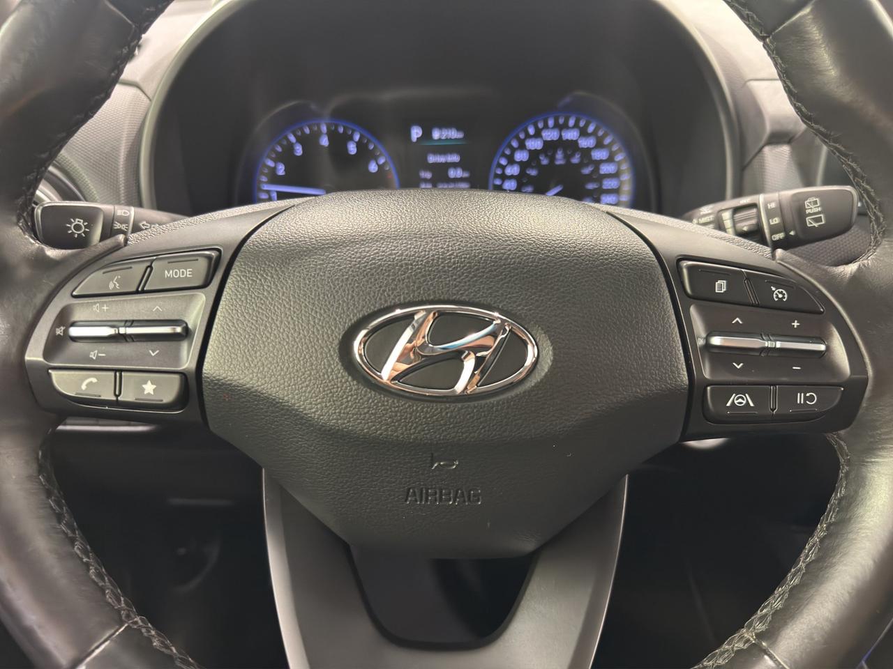 2023 Hyundai KONA Preferred | AWD | Heated Leather-Wrapped Steering Wheel | Keyless Start & Entry Photo