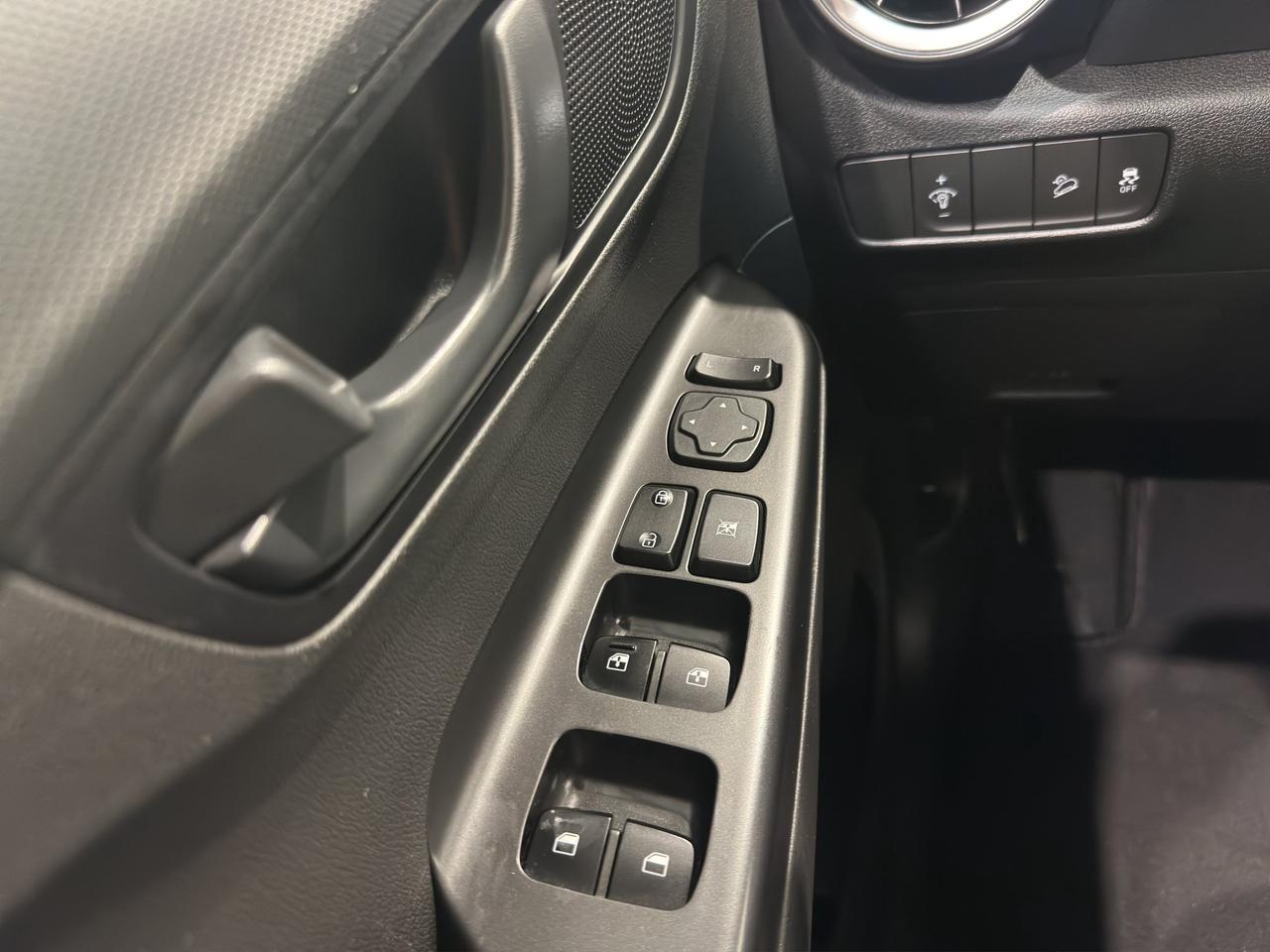 2023 Hyundai KONA Preferred | AWD | Heated Leather-Wrapped Steering Wheel | Keyless Start & Entry Photo