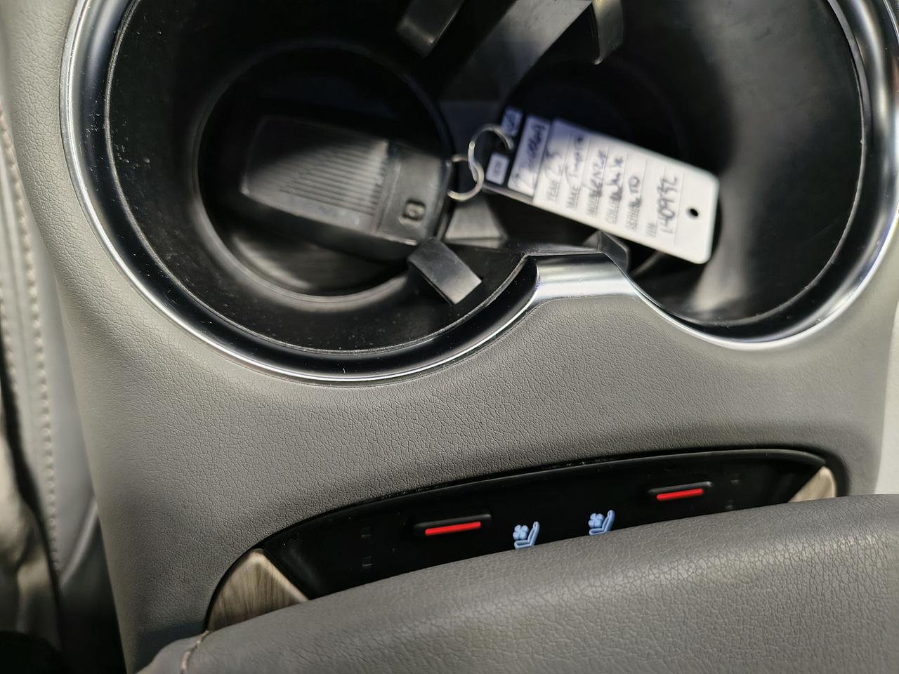 2023 Toyota Venza LIMITED Photo