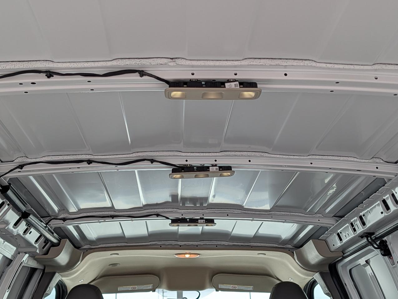 2025 GMC Savana Cargo Van  Photo