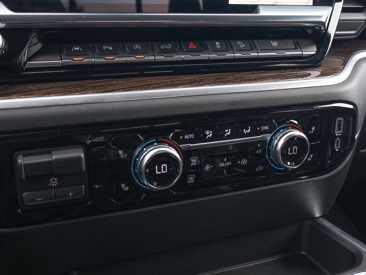 2026 GMC Sierra 1500 ELEVATION Photo