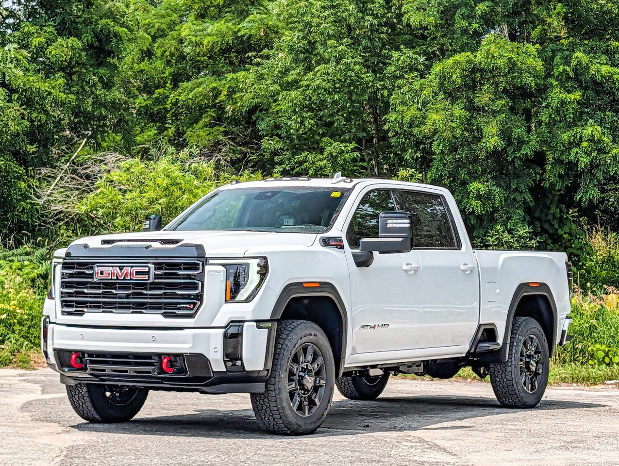 2026 GMC SIERRA 2500HD AT4 Photo