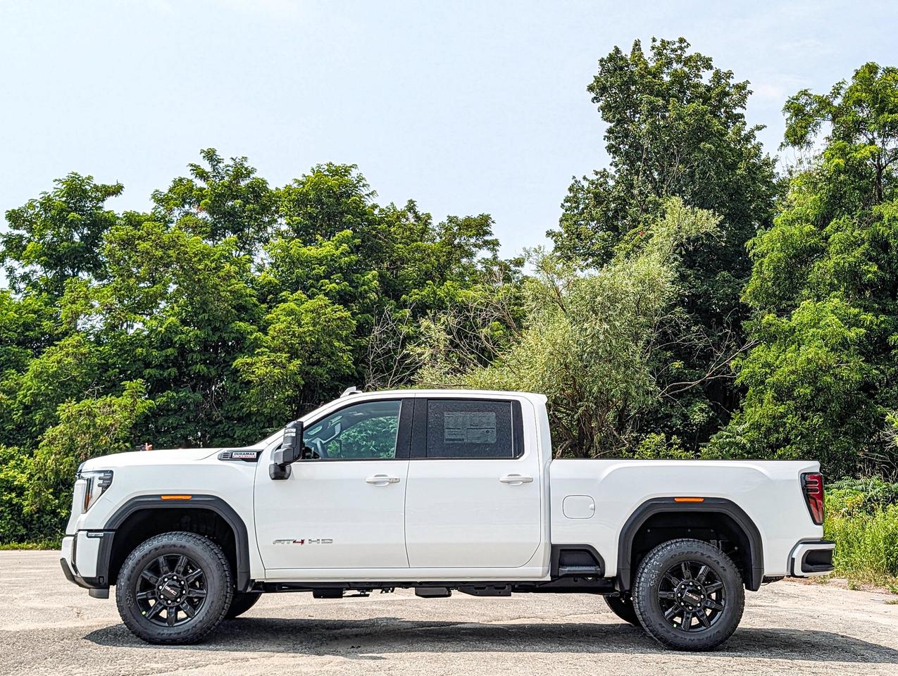 2026 GMC SIERRA 2500HD AT4 Photo