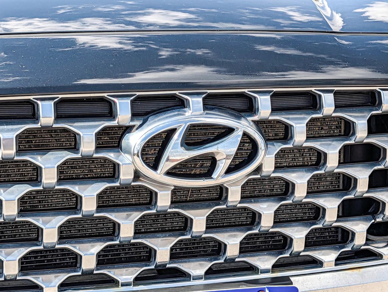 2022 Hyundai Santa Fe Preferred Photo