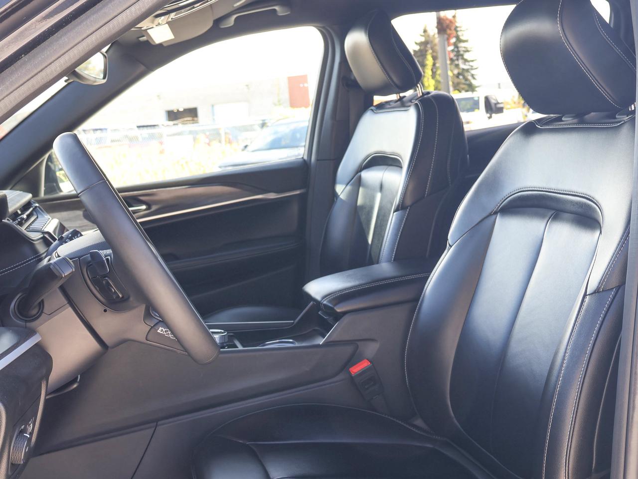 2024 Jeep Grand Cherokee L Limited Photo