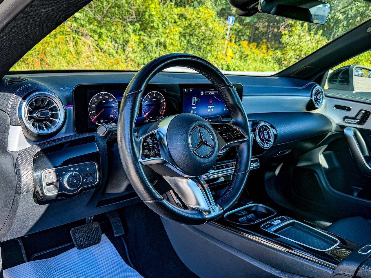 2025 Mercedes-Benz CLA 250 Photo
