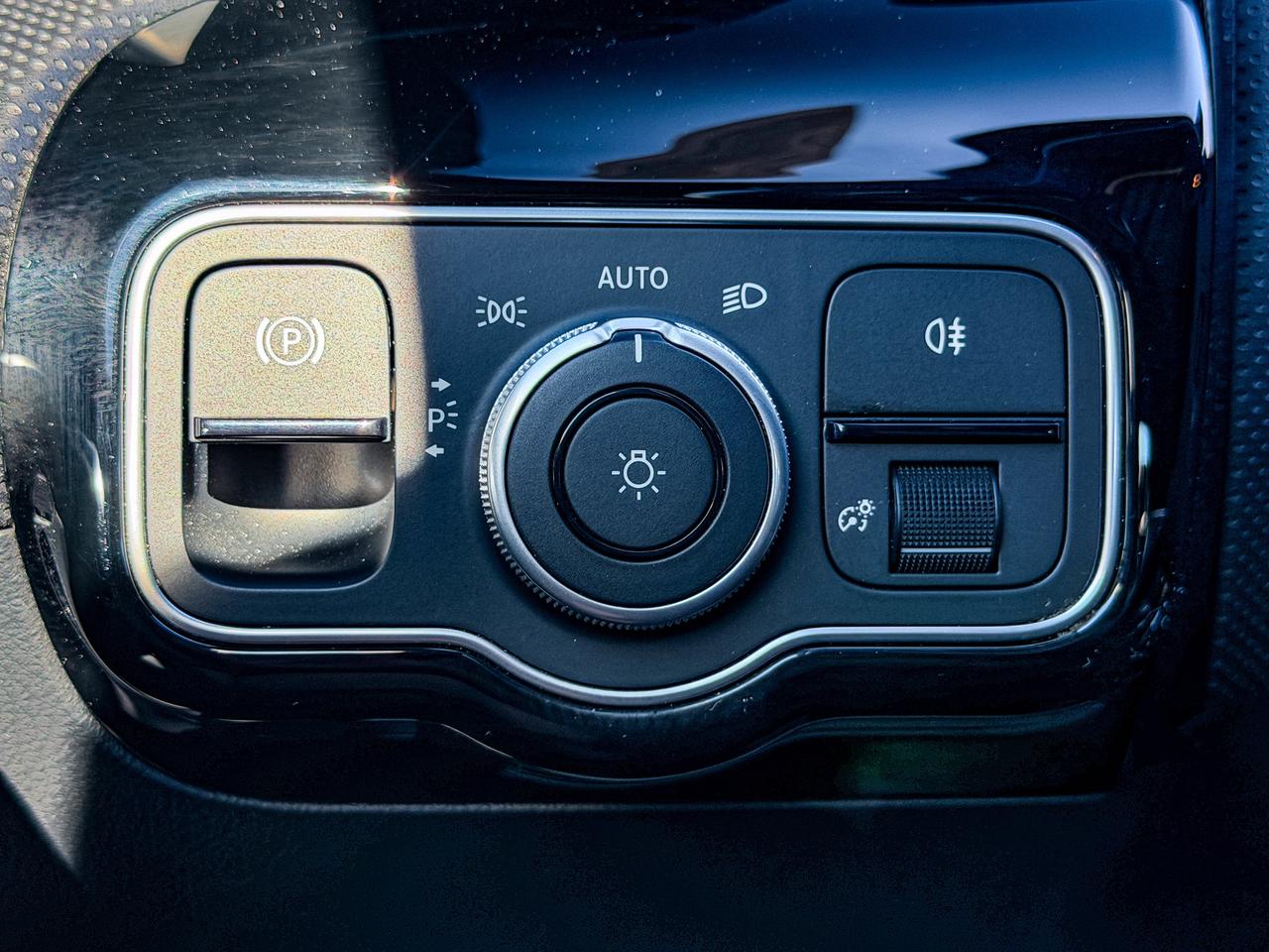 2025 Mercedes-Benz CLA 250 Photo