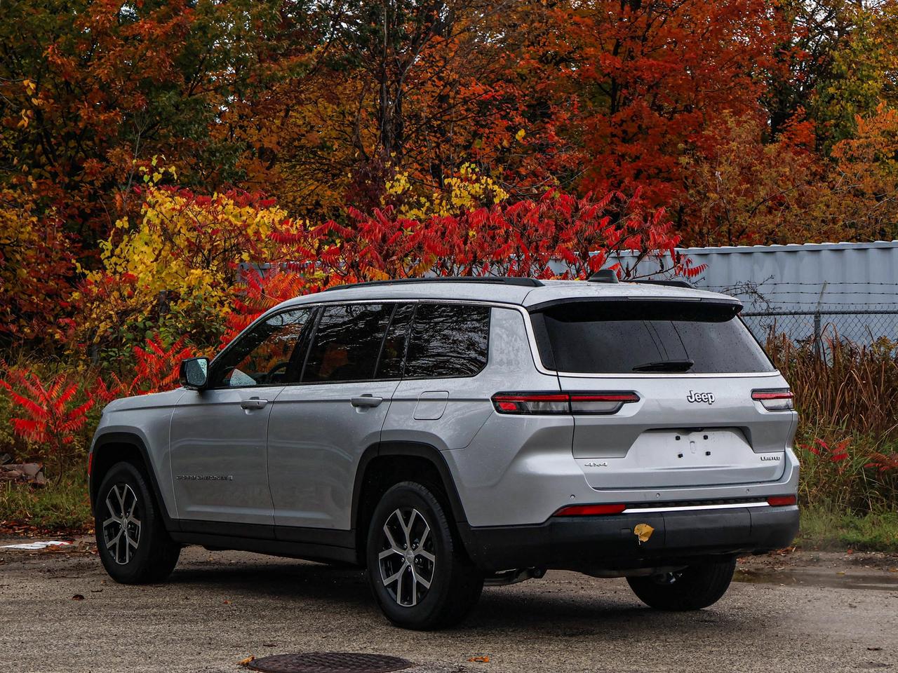 2024 Jeep Grand Cherokee L Limited Photo