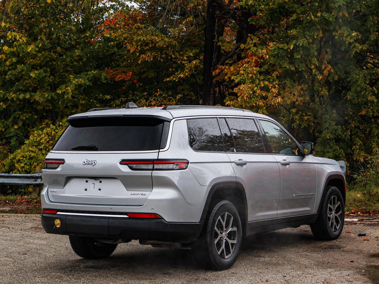 2024 Jeep Grand Cherokee L Limited Photo