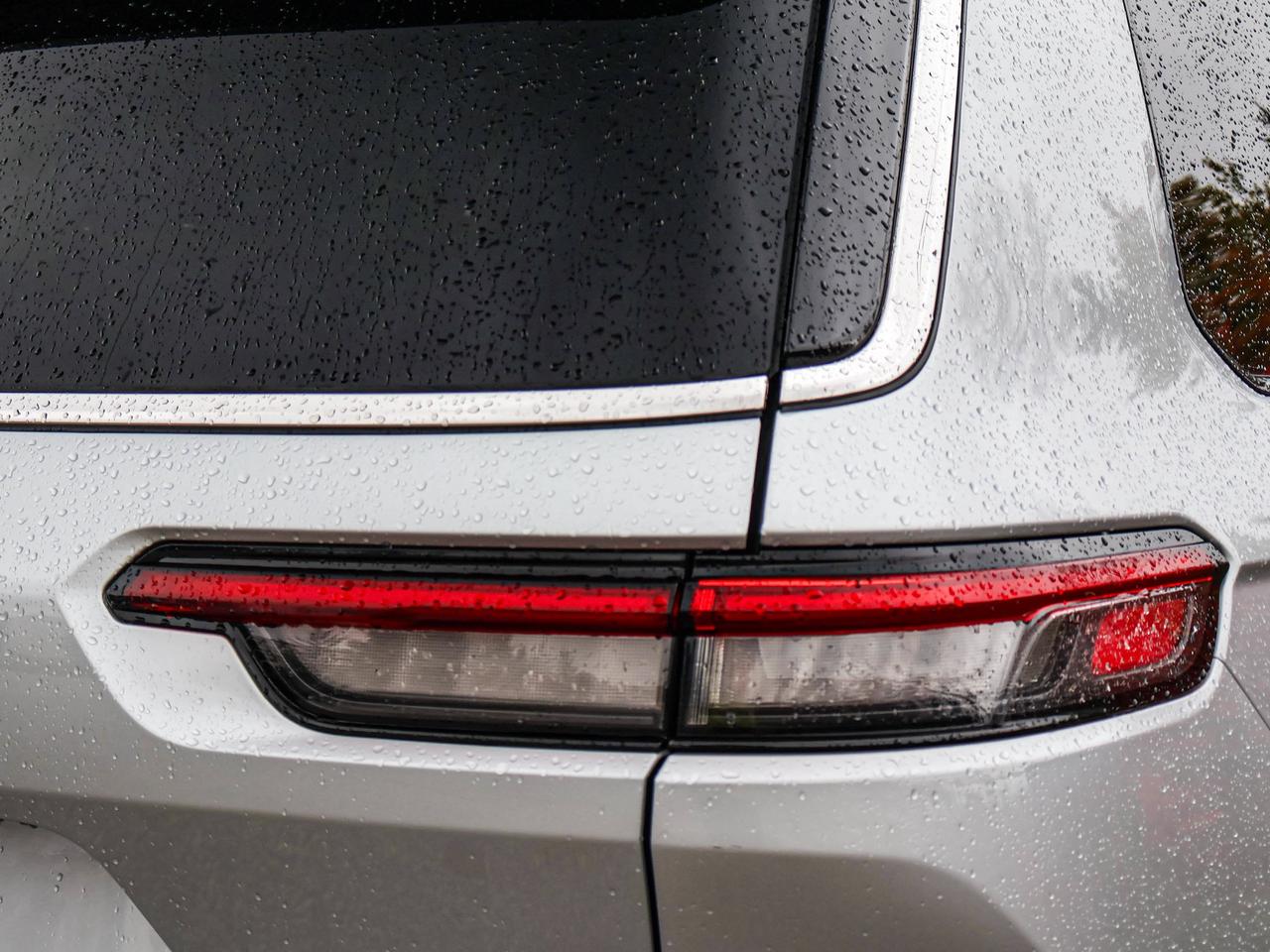 2024 Jeep Grand Cherokee L Limited Photo