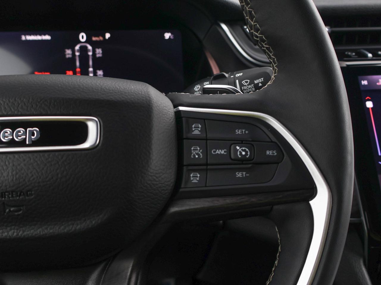 2024 Jeep Grand Cherokee L Limited Photo