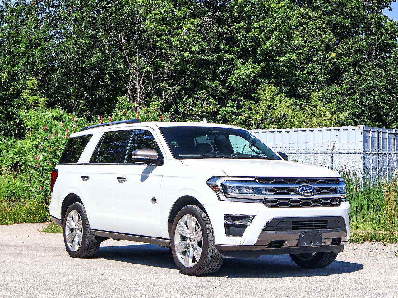 2024 Ford Expedition KING RANCH Photo2