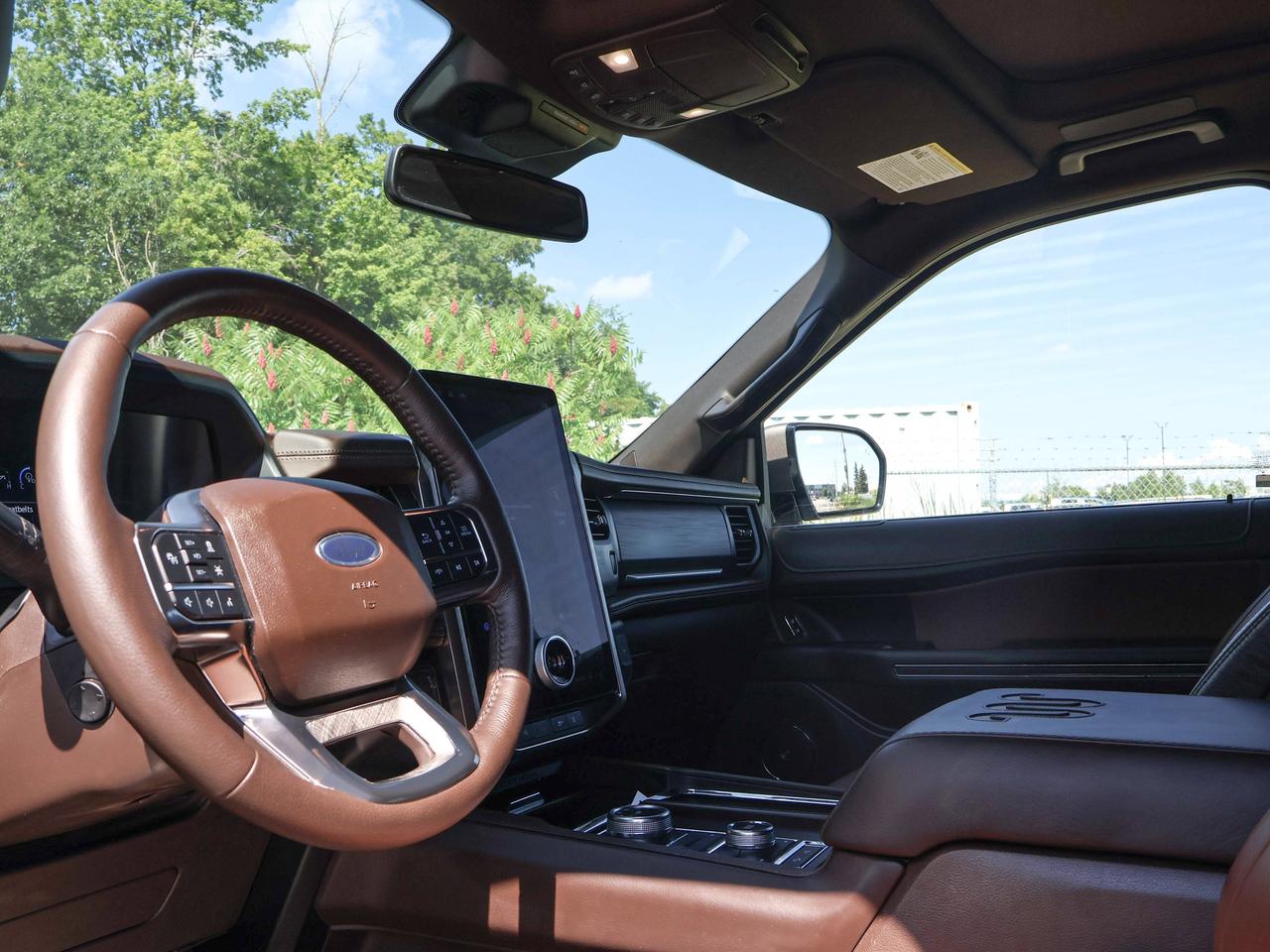 2024 Ford Expedition KING RANCH Photo