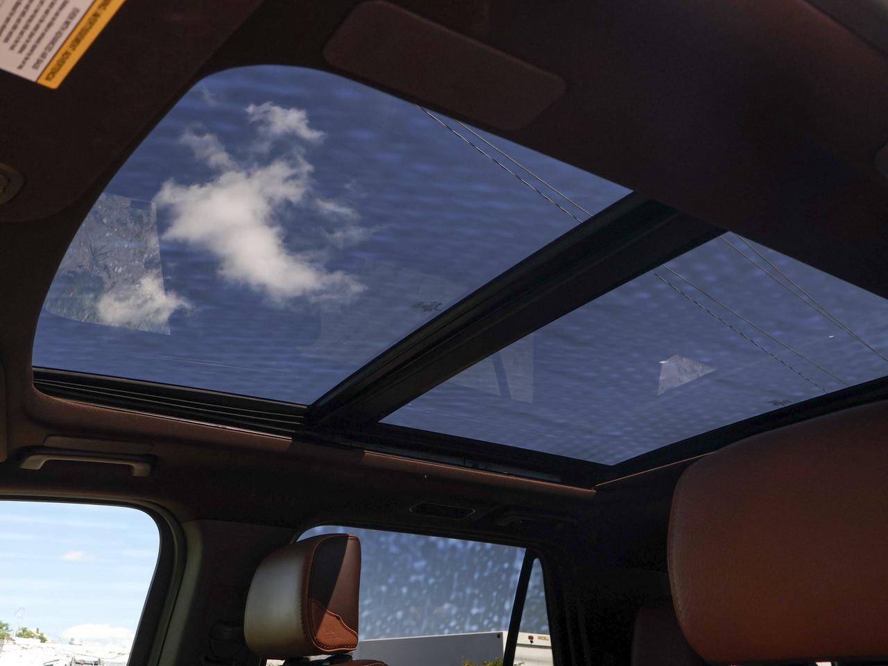 2024 Ford Expedition KING RANCH Photo