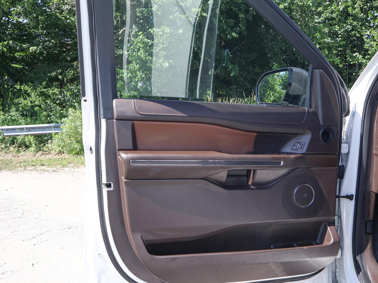 2024 Ford Expedition KING RANCH Photo