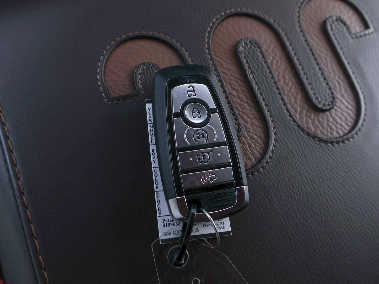2024 Ford Expedition KING RANCH Photo