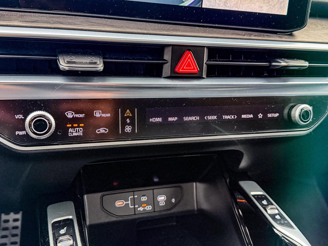 2025 Kia Sorento X-Line Limited Photo