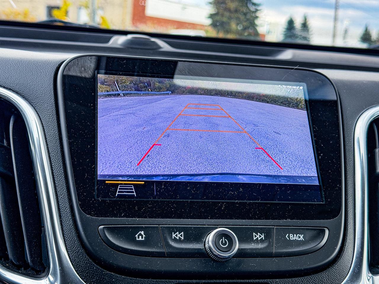 2021 Chevrolet Equinox LT Photo