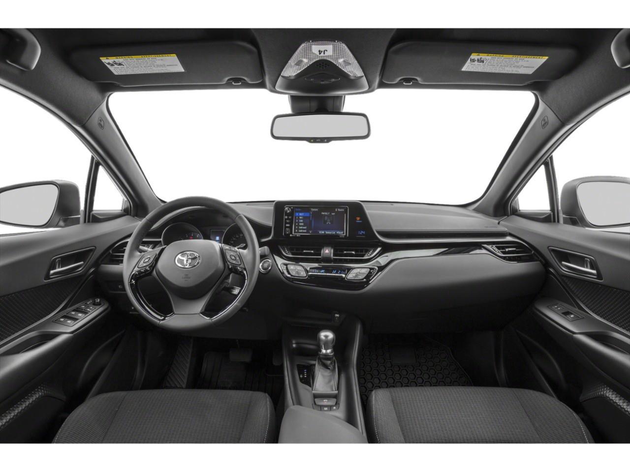 2018 Toyota C-HR XLE Photo4