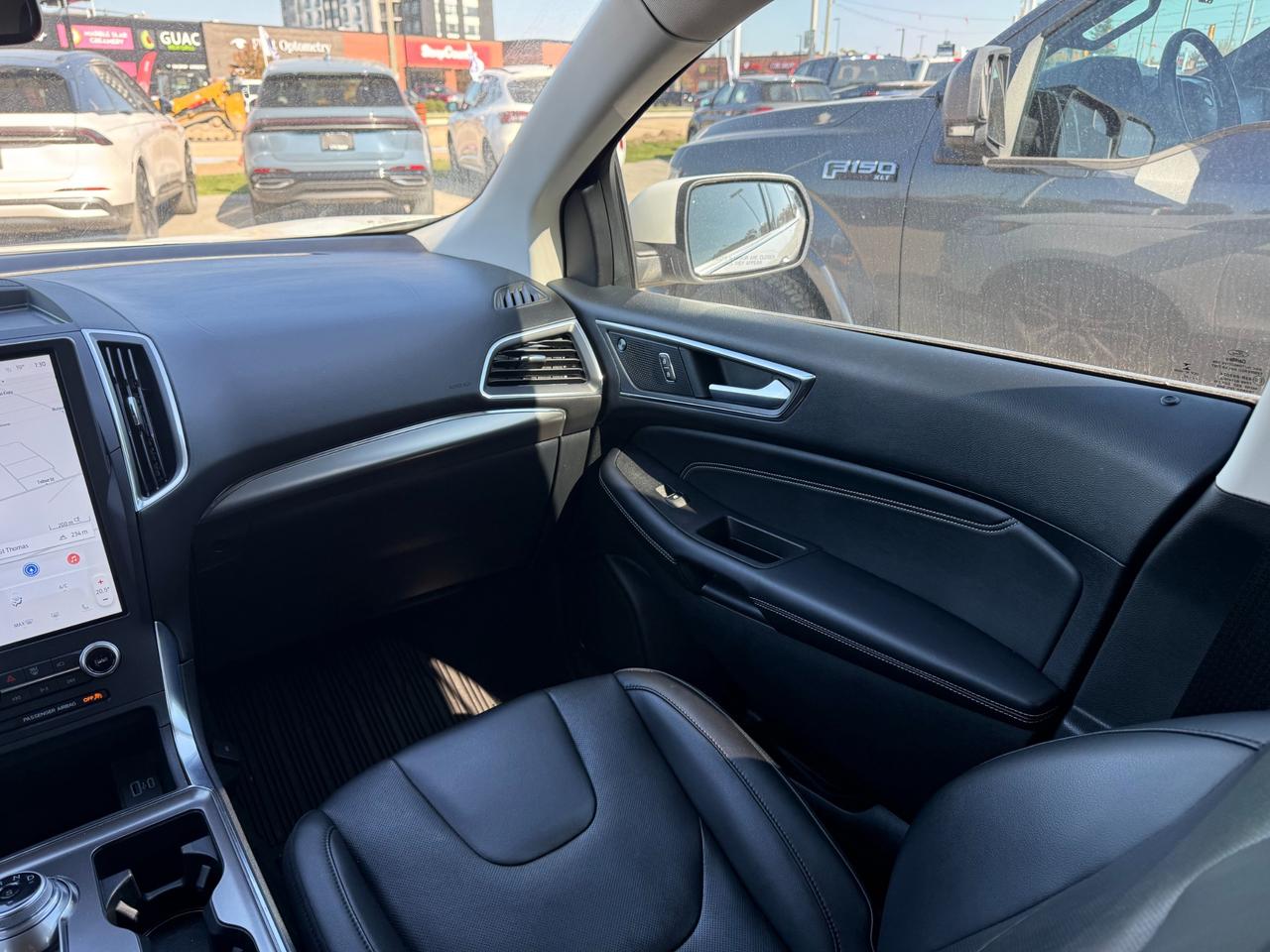 2022 Ford Edge Titanium Photo