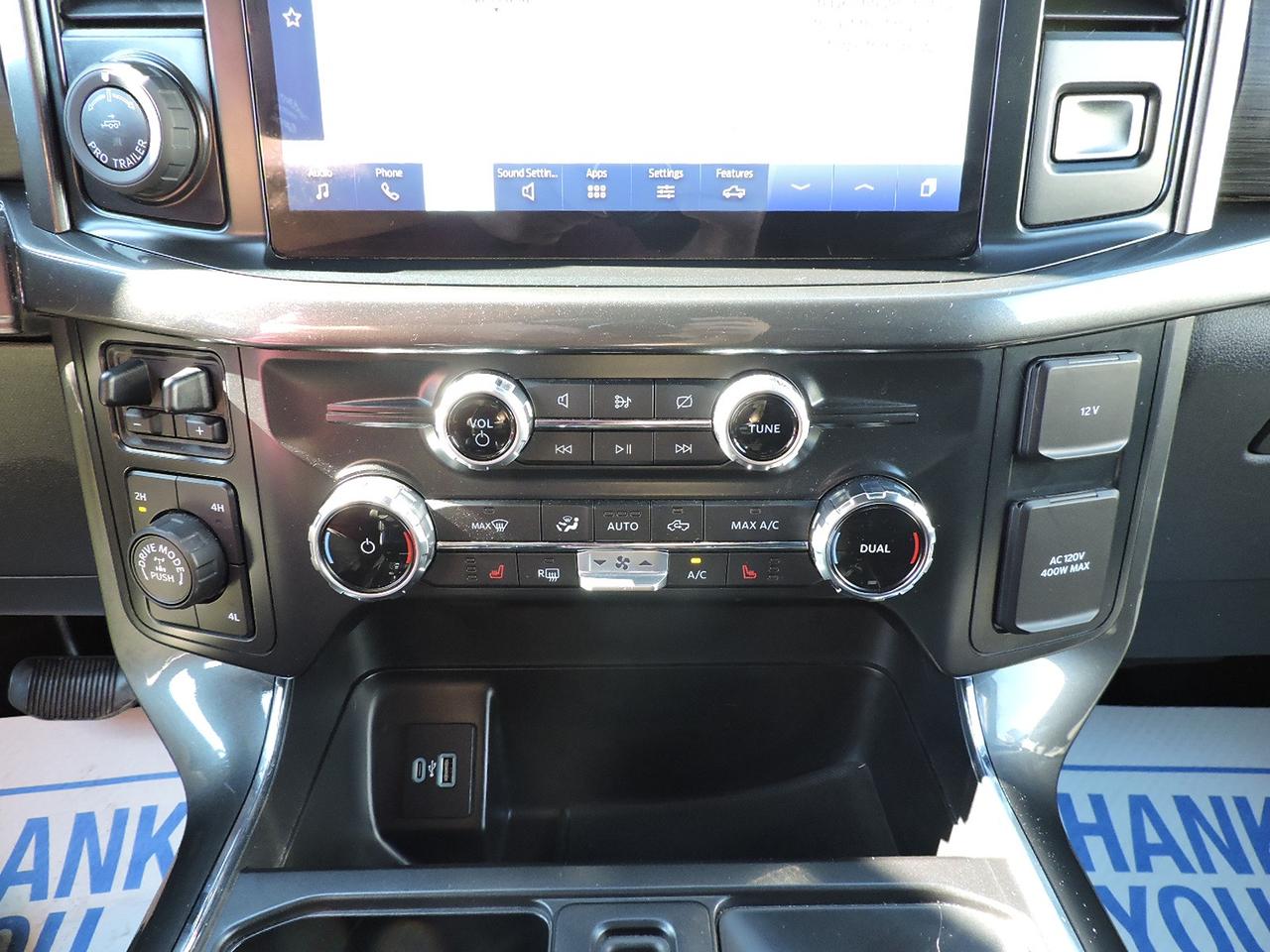 2022 Ford F-150 XLT/FX4 5.0L 4X4 Navigation 6 1/2 Foot Box 87000KM Photo