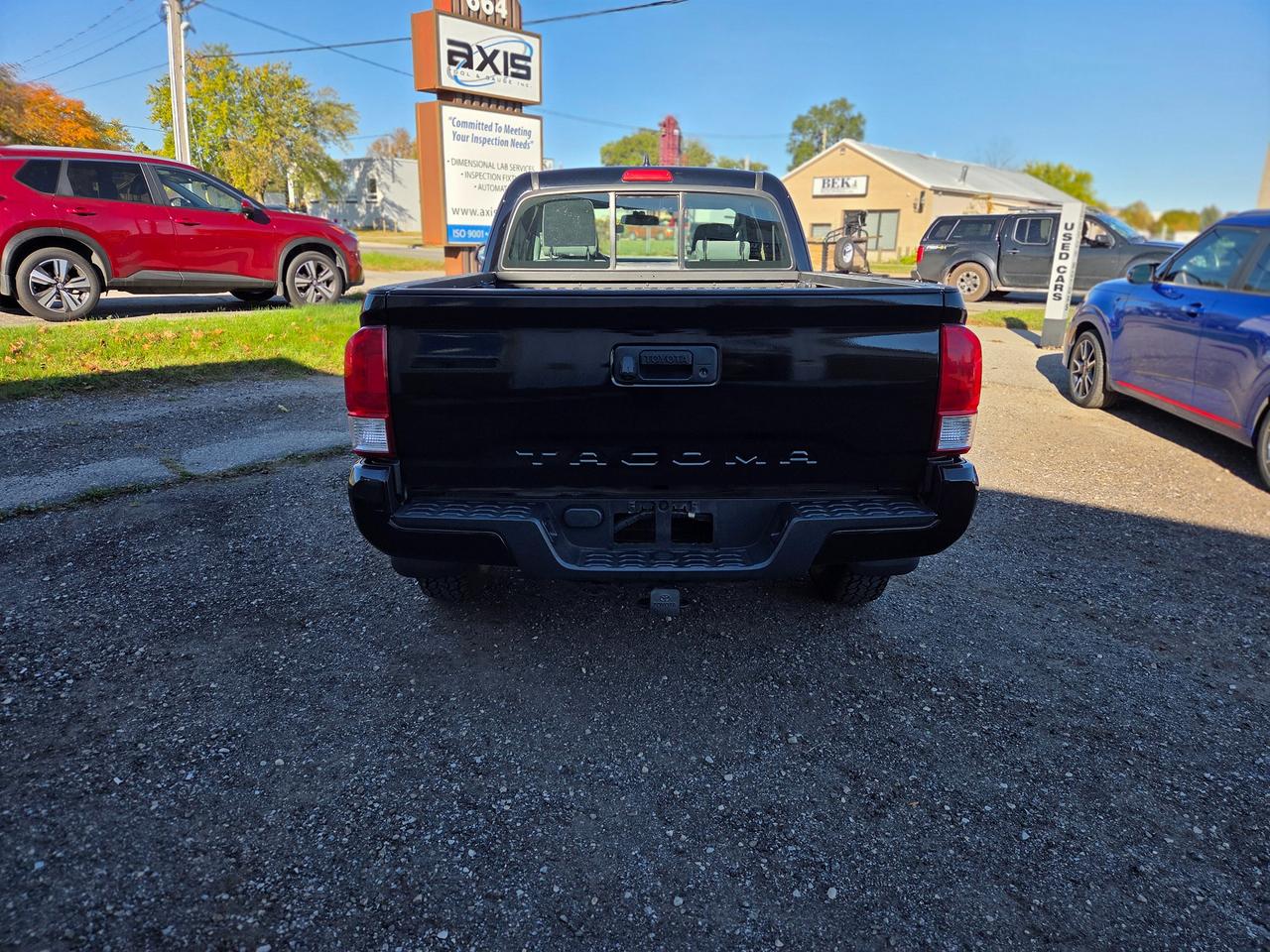 2016 Toyota Tacoma SR+ Photo