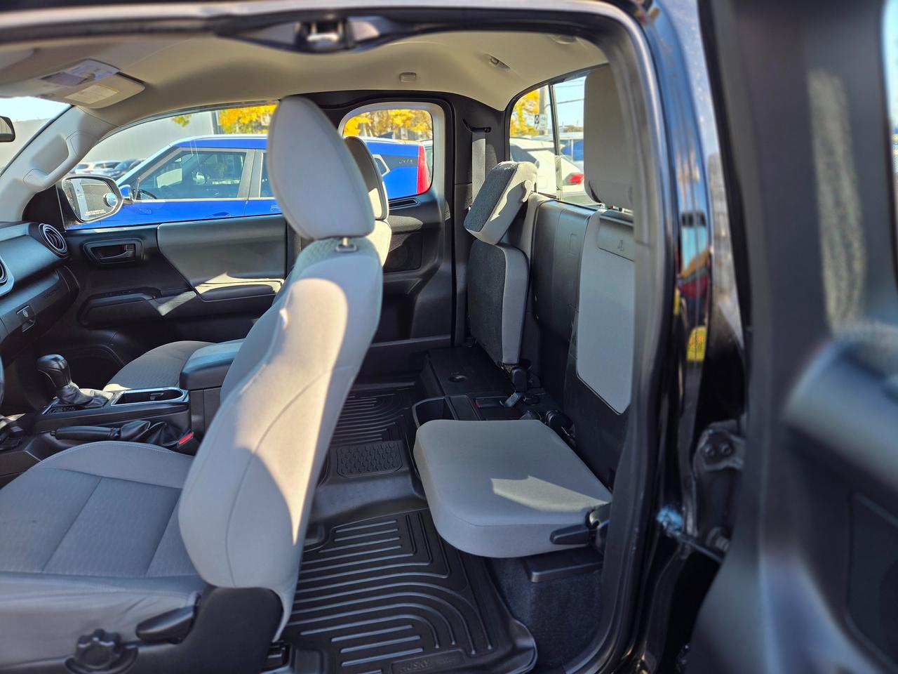 2016 Toyota Tacoma SR+ Photo