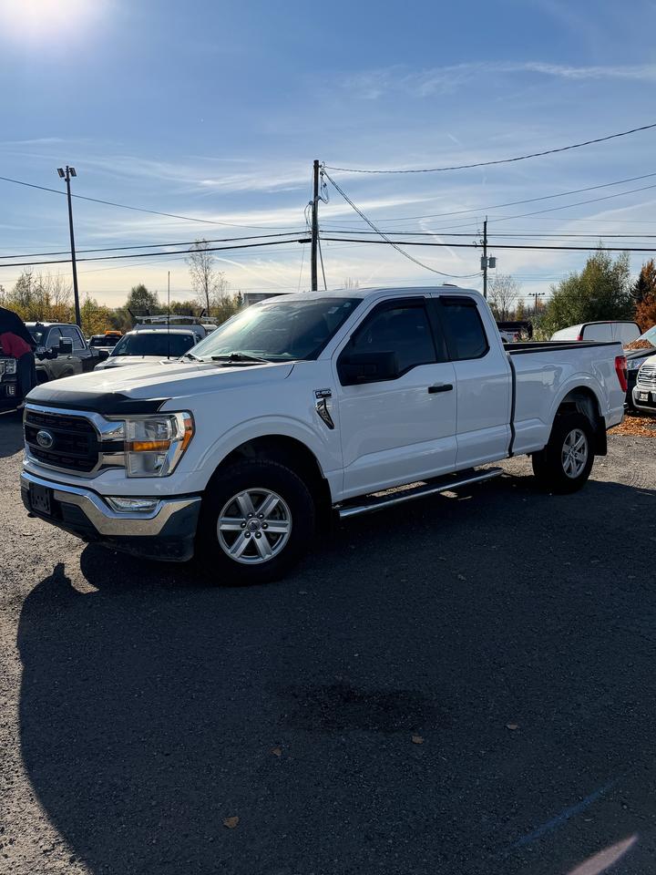 2022 Ford F-150 XLT Photo0