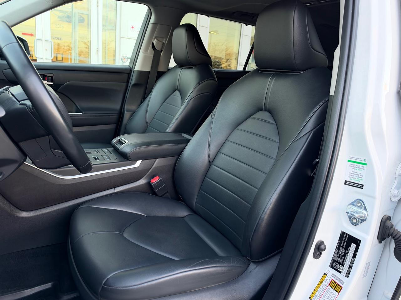 2022 Toyota Highlander XLE-ONLY 56,317 KMS! Photo