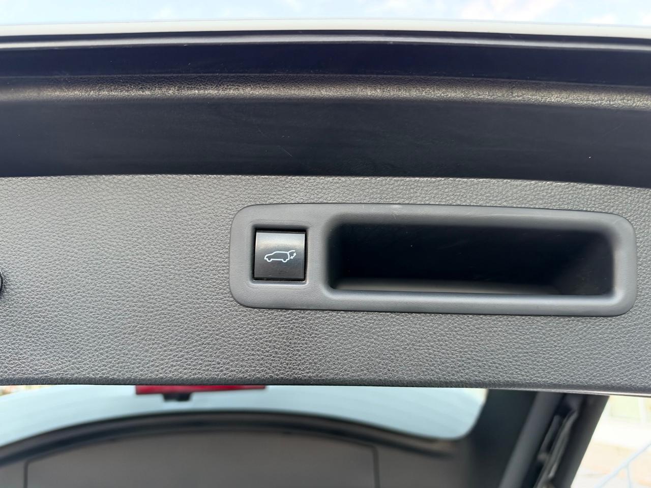 2022 Toyota Highlander XLE-ONLY 56,317 KMS! Photo