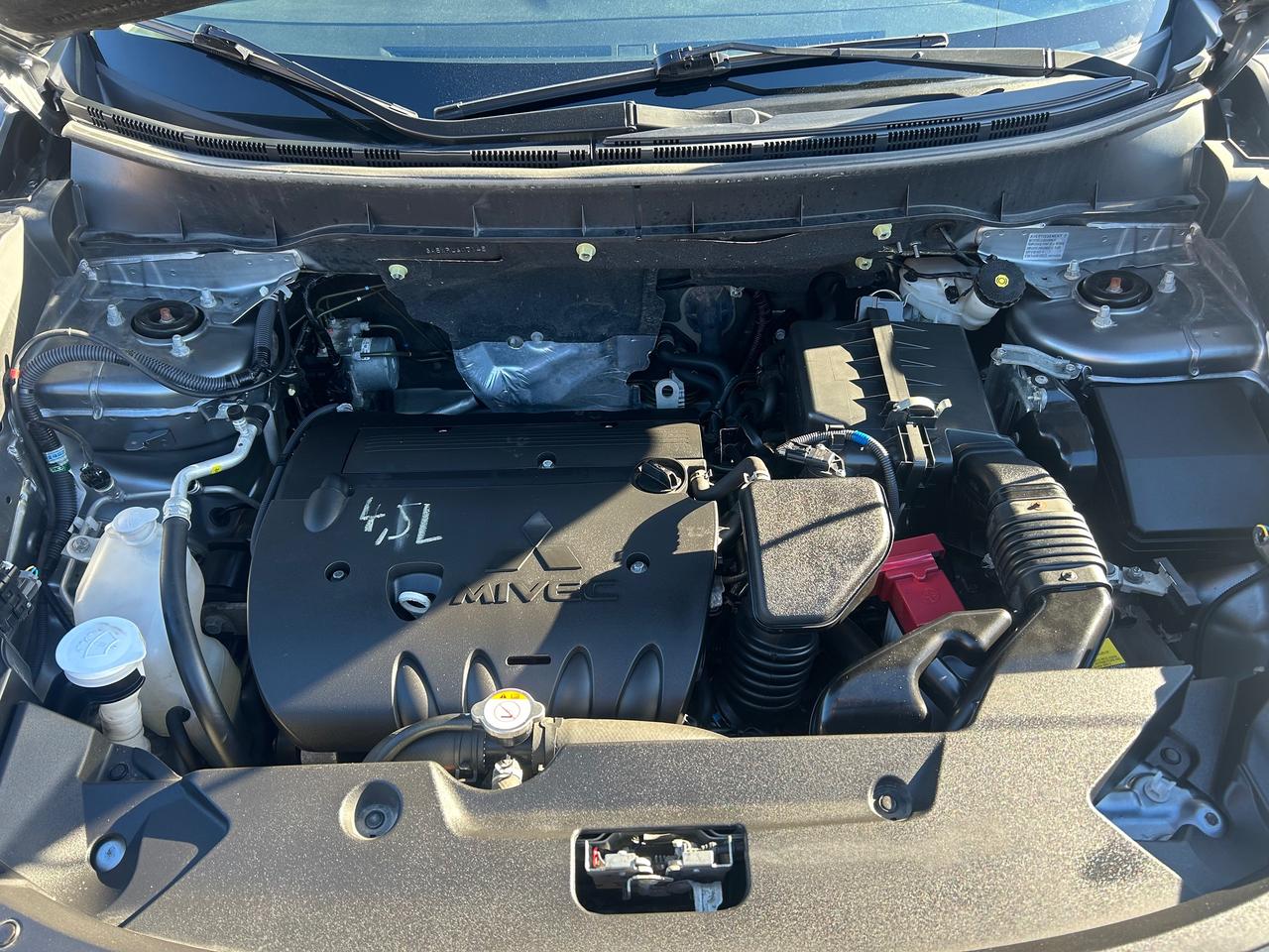 2024 Mitsubishi RVR SE Photo