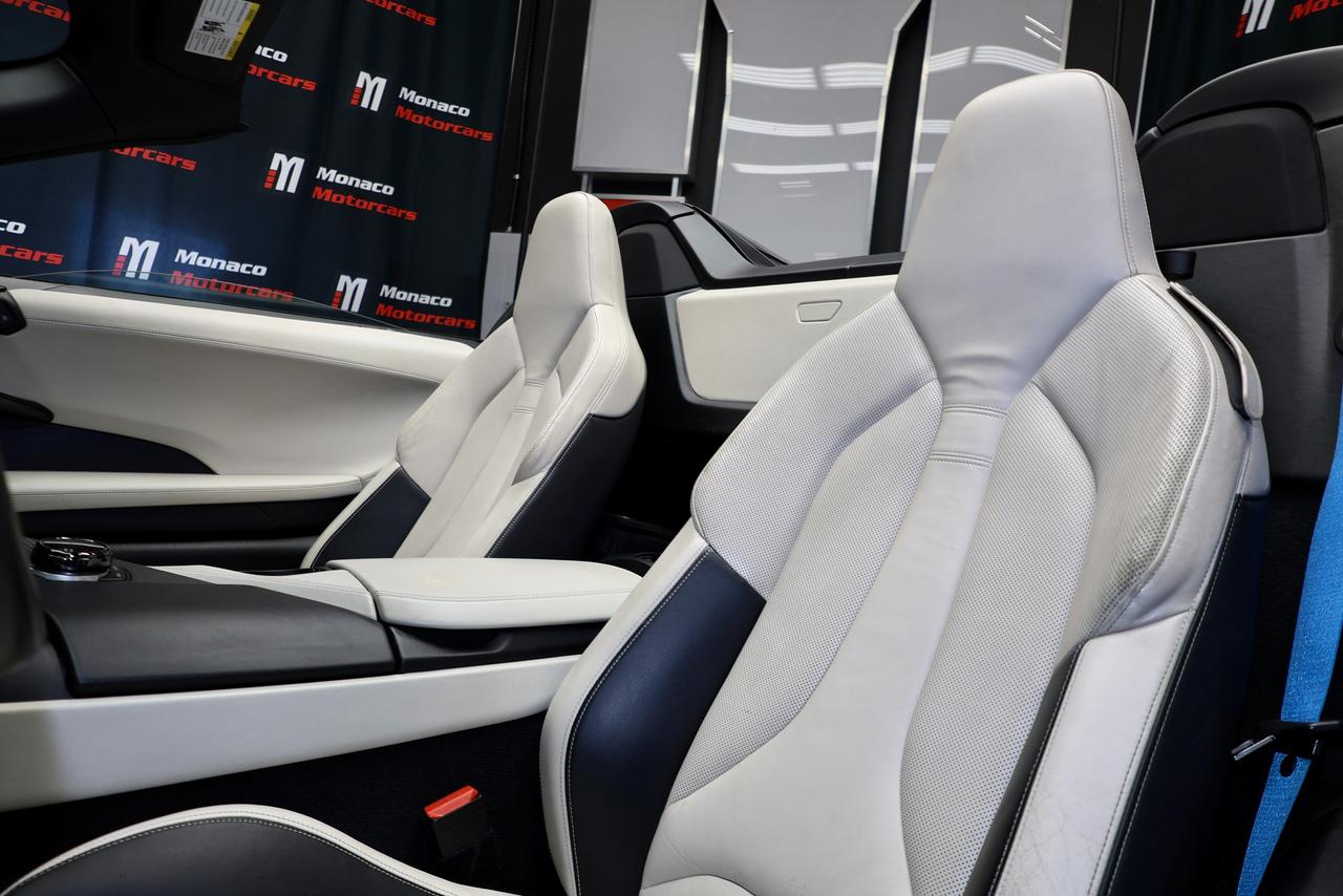 2020 BMW i8 Roadster - HEADSUP|NAVI|CAMERA|HARMAN KARDON Photo