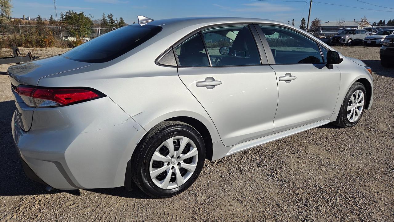 2024 Toyota Corolla LE Photo