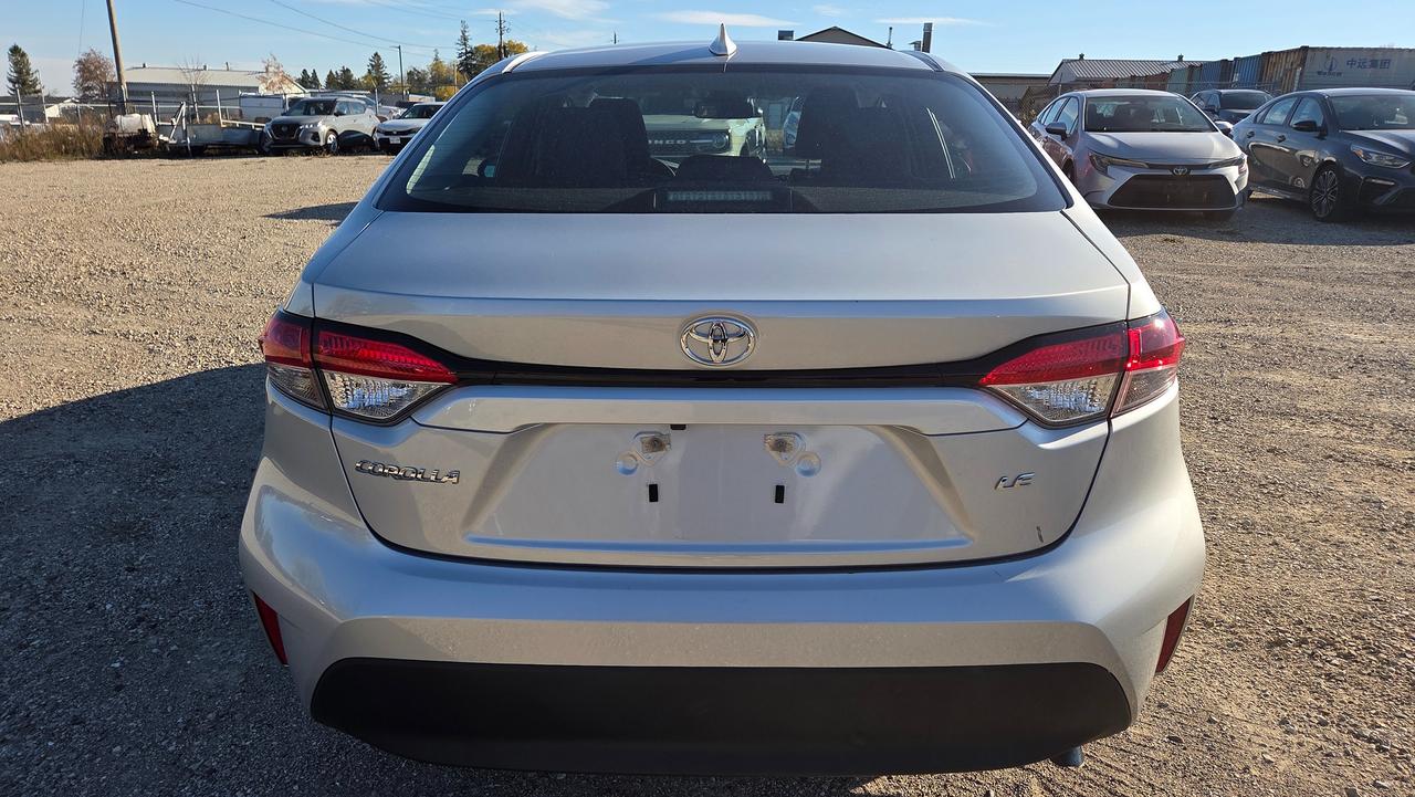 2024 Toyota Corolla LE Photo