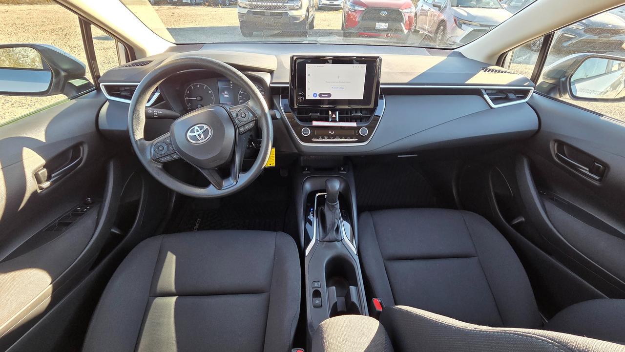 2024 Toyota Corolla LE Photo