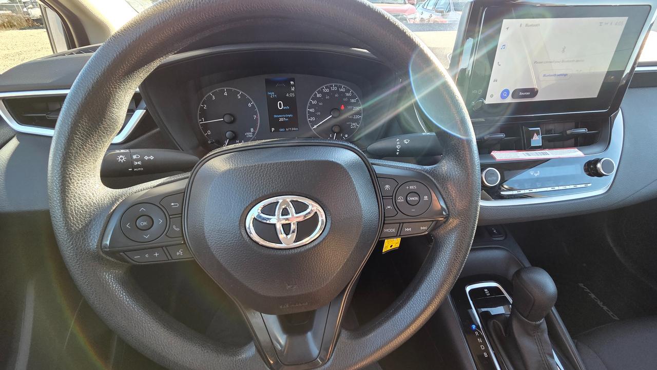 2024 Toyota Corolla LE Photo