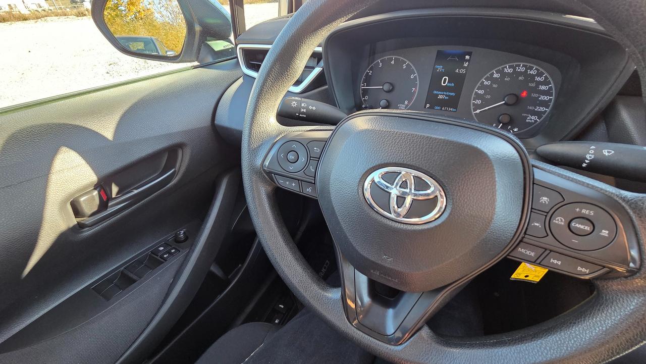 2024 Toyota Corolla LE Photo