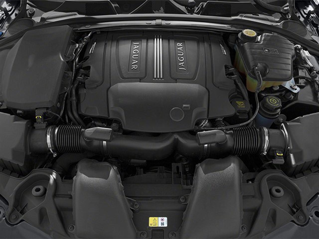 2014 Jaguar XF 4dr Sdn V6 AWD Photo