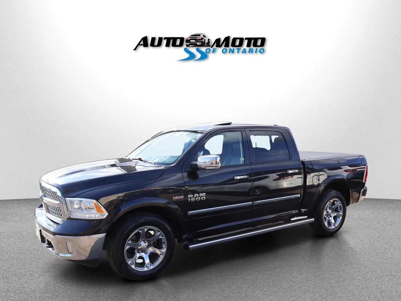 2017 RAM 1500 LARAMIE CERTIFIED *SERVICE HISTORY* CAMERA NAV BLUETOOTH LEATHER HEATED SEATS SUNROOF CRUISE ALLOYS Photo