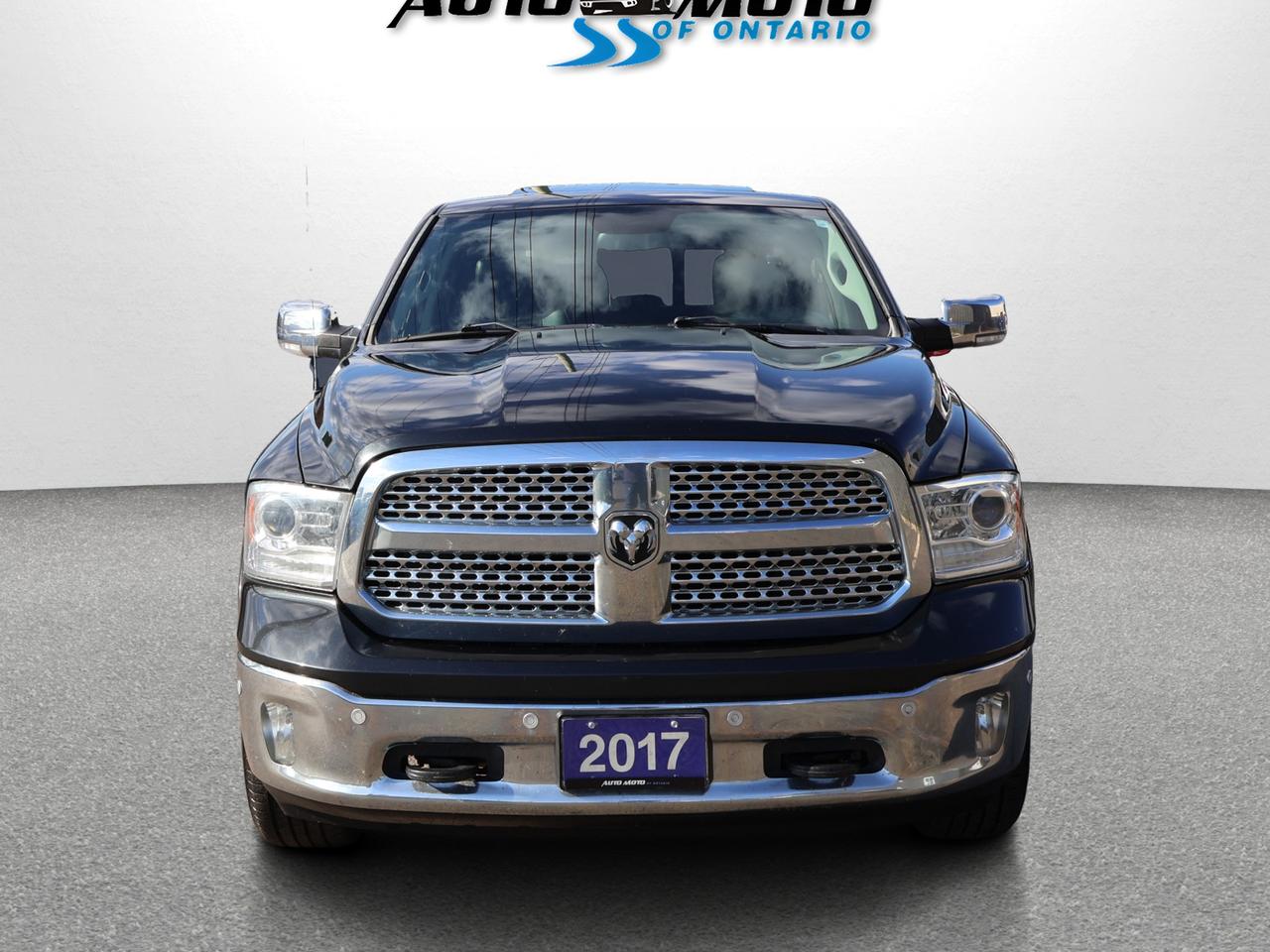 2017 RAM 1500 LARAMIE CERTIFIED *SERVICE HISTORY* CAMERA NAV BLUETOOTH LEATHER HEATED SEATS SUNROOF CRUISE ALLOYS Photo5