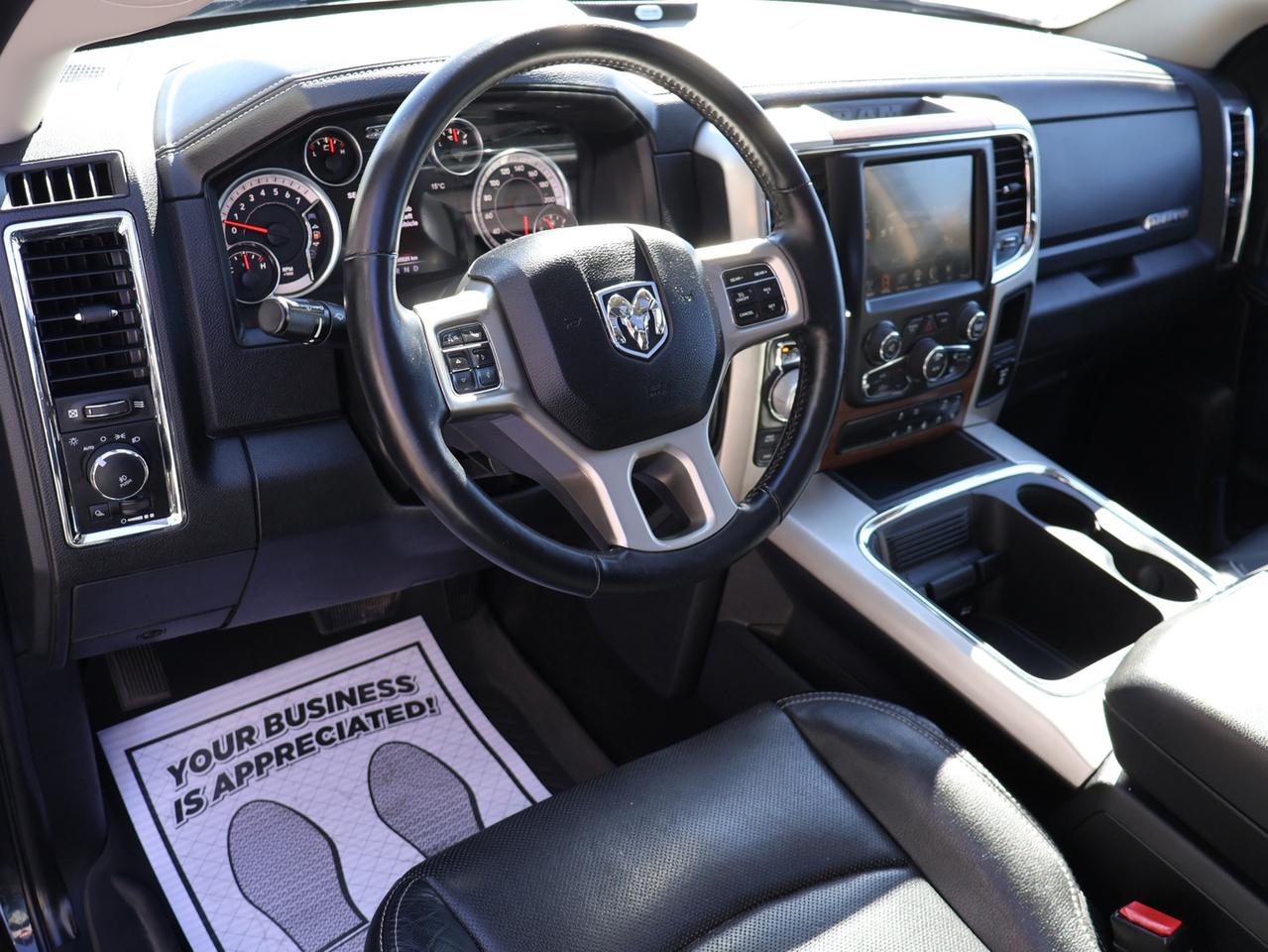 2017 RAM 1500 LARAMIE CERTIFIED *SERVICE HISTORY* CAMERA NAV BLUETOOTH LEATHER HEATED SEATS SUNROOF CRUISE ALLOYS Photo