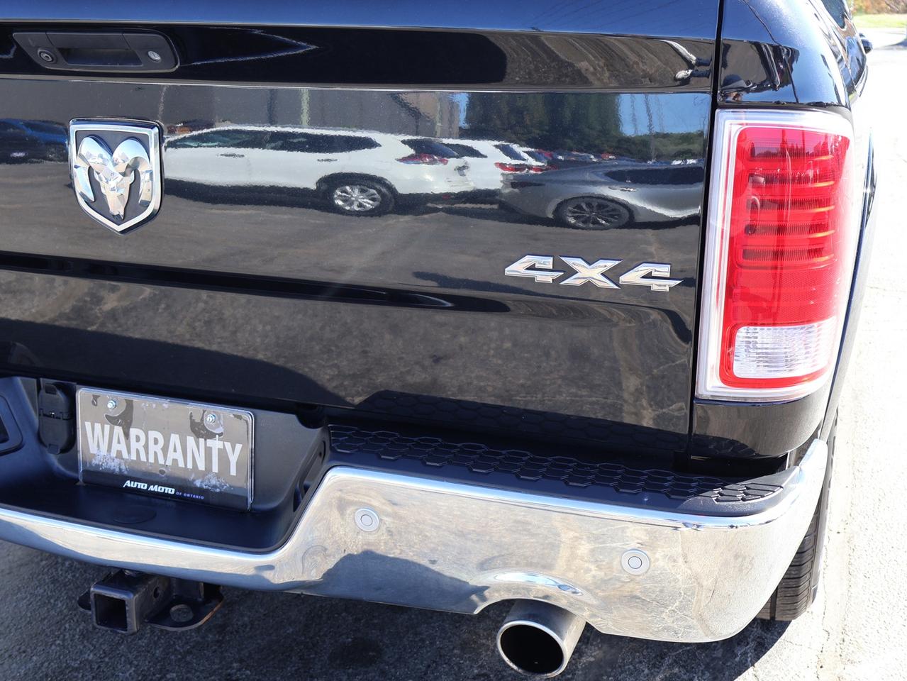 2017 RAM 1500 LARAMIE CERTIFIED *SERVICE HISTORY* CAMERA NAV BLUETOOTH LEATHER HEATED SEATS SUNROOF CRUISE ALLOYS Photo