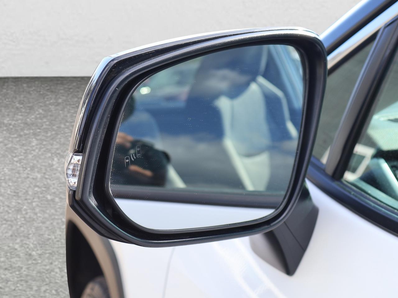 2024 Toyota RAV4 Hybrid XLE WOODLAND AWD *ACCIDENT FREE*ONE OWNER*TOYOTA MAINTAIN* Photo
