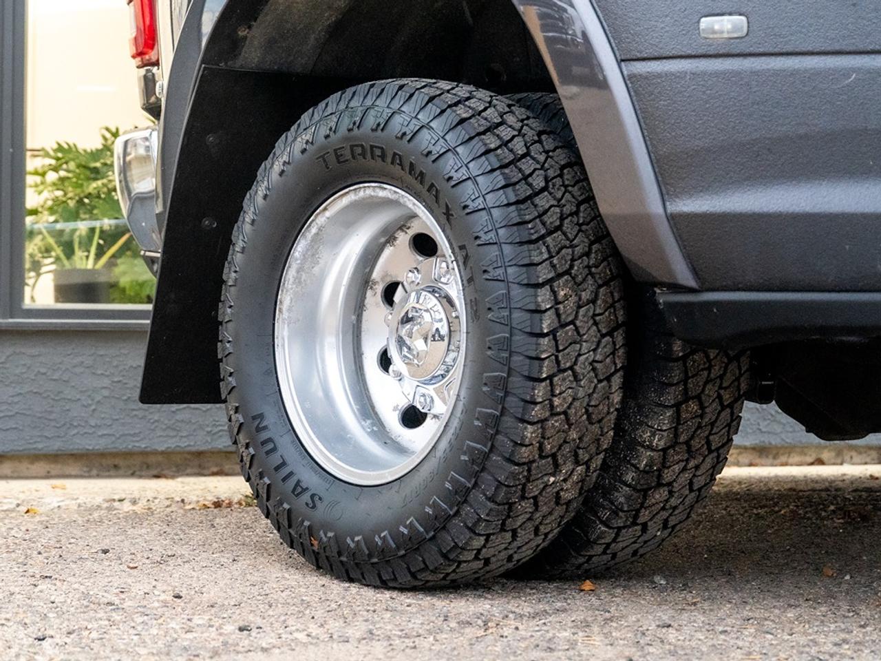 2019 RAM 3500 Limited 4x4 Mega Cab 6'4" Box Photo3